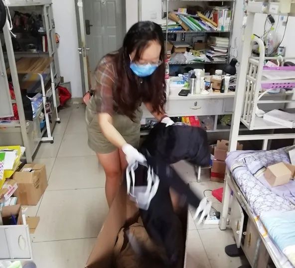 https://mmbiz.qpic.cn/mmbiz_jpg/Sc0voeicicxNgcmbTFH4NfnrrpmnH2BzTIibC5BGroibTVHn1P8ib3wU6xMRDqnKV8Ml6YcXfJv31tica1UiaAQpZlT7Q/640?wx_fmt=jpeg&wxfrom=5&wx_lazy=1&wx_co=1